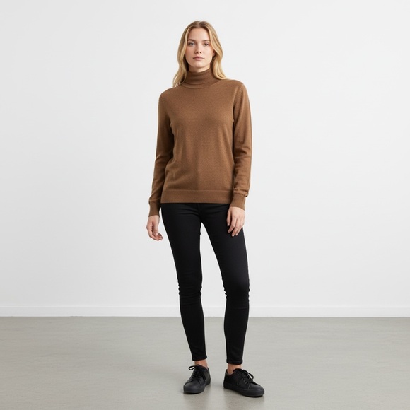 Banana Republic Merino Wool Brown Turtleneck Sweater - Picture 2 of 6